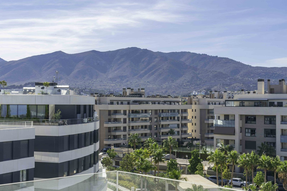 4 Bed Apartment for sale in Los Alamos Costa Del Sol, Málaga, Spain