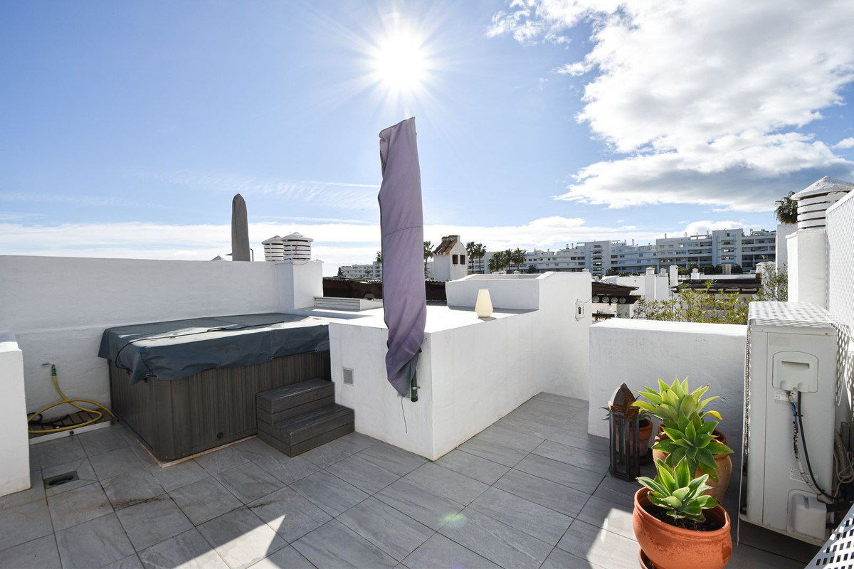 Se vende Adosada de 4 dormitorios en Costa Del Sol, Málaga, España