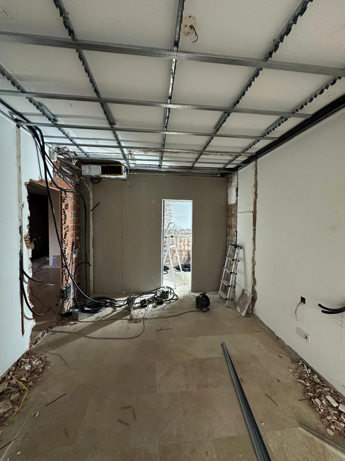 Se vende Apartamento Planta Media de 3 dormitorios en Málaga Ciudad, Málaga, España
