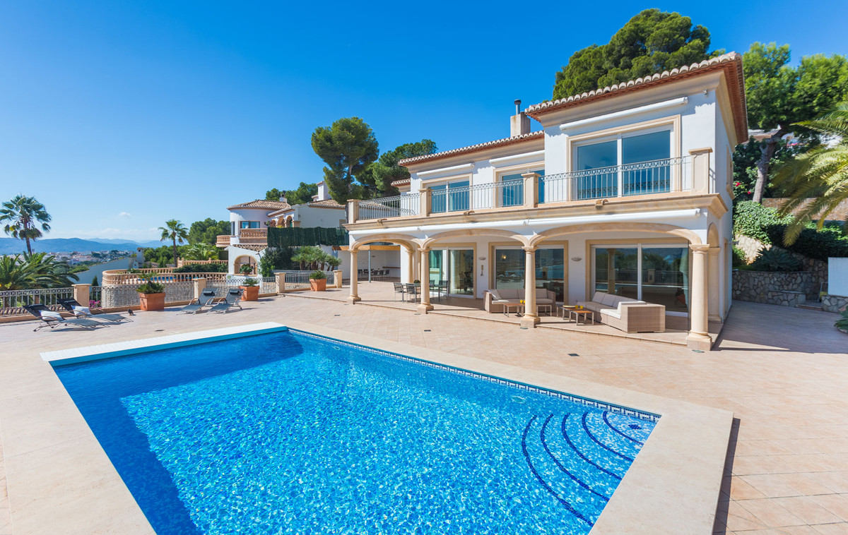 7 Bed Townhouse for sale in Javea Costa Blanca, Alicante, Spain
