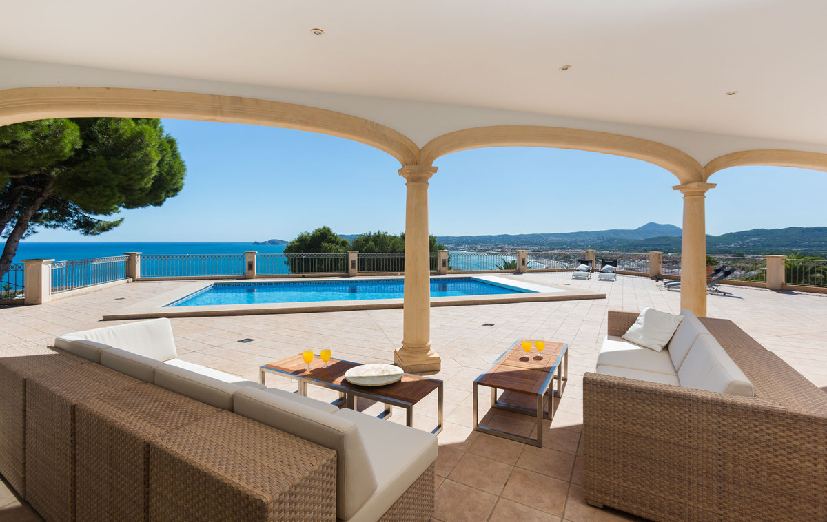 7 Bed Townhouse for sale in Javea Costa Blanca, Alicante, Spain