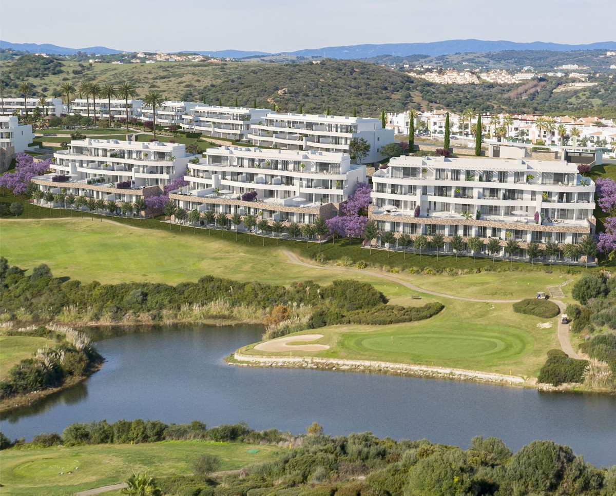 3 Bed Apartment for sale in La Alcaidesa Costa Del Sol, Cádiz, Spain