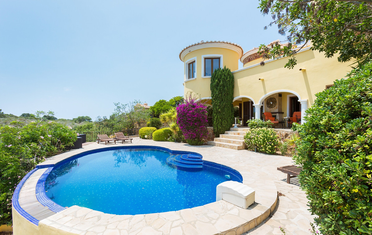 4 Bed Townhouse for sale in Cumbre Del Sol Costa Blanca, Alicante, Spain