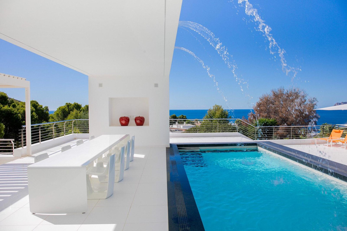 5 Bed Townhouse for sale in Moraira Costa Blanca, Alicante, Spain