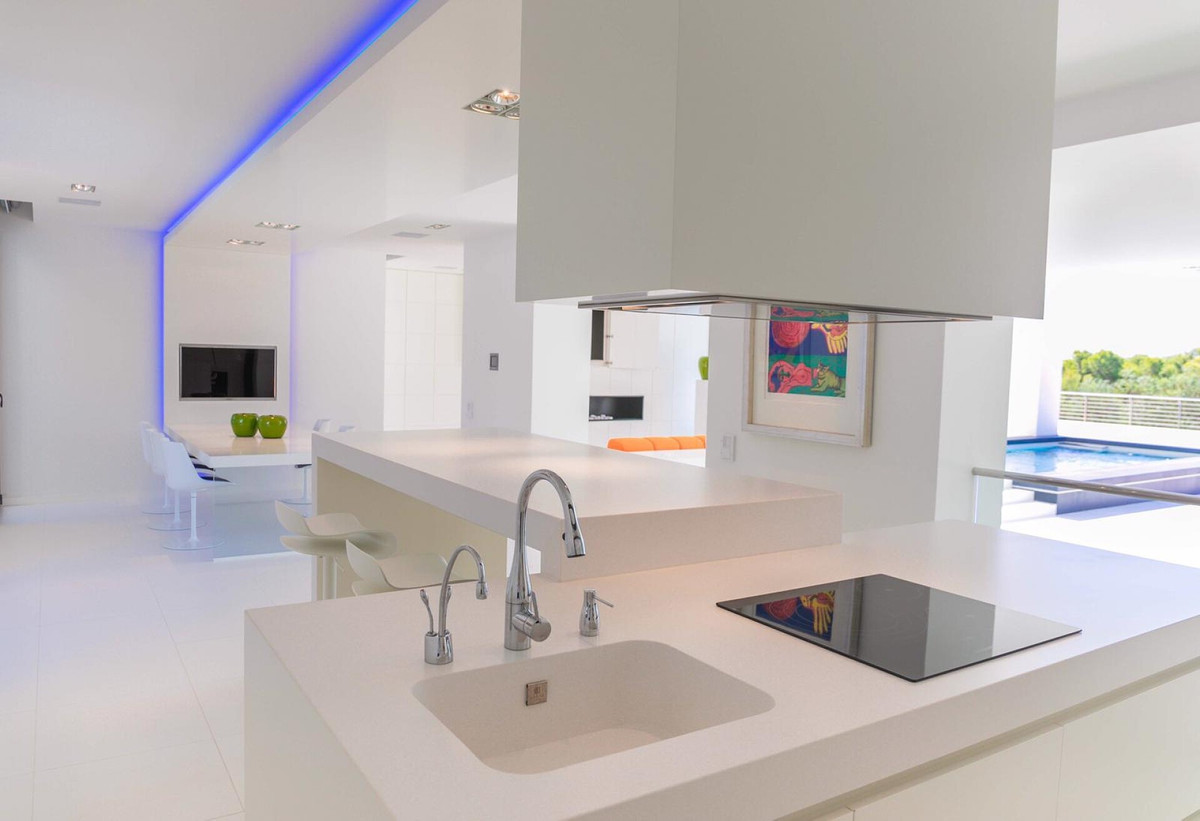5 Bed Townhouse for sale in Moraira Costa Blanca, Alicante, Spain