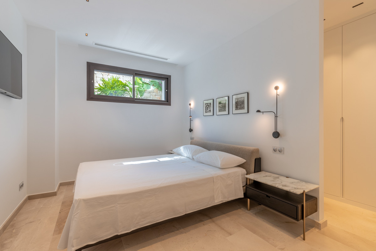 Se vende Villa - Chalet de 4 dormitorios en Costa Blanca, Alicante, España