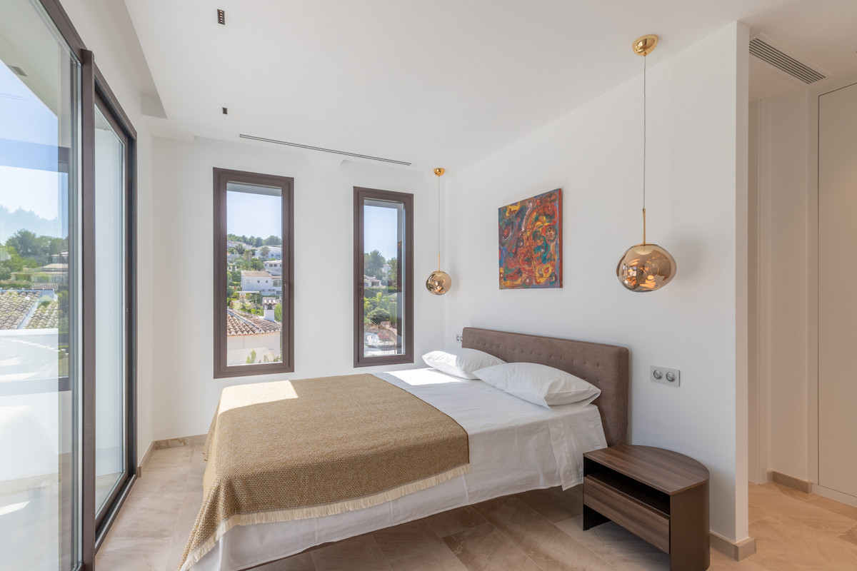 Se vende Villa - Chalet de 4 dormitorios en Costa Blanca, Alicante, España