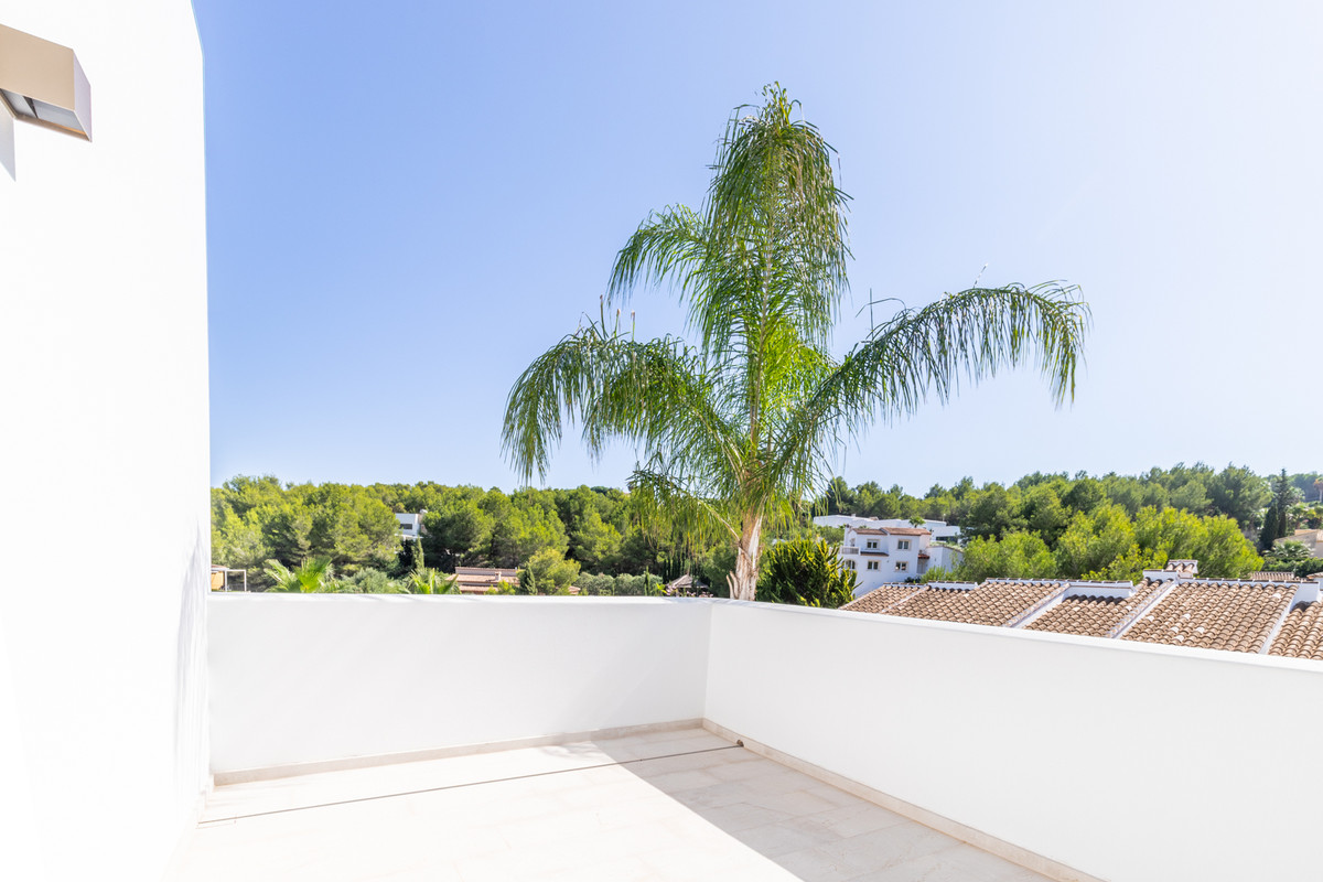 Se vende Villa - Chalet de 4 dormitorios en Costa Blanca, Alicante, España