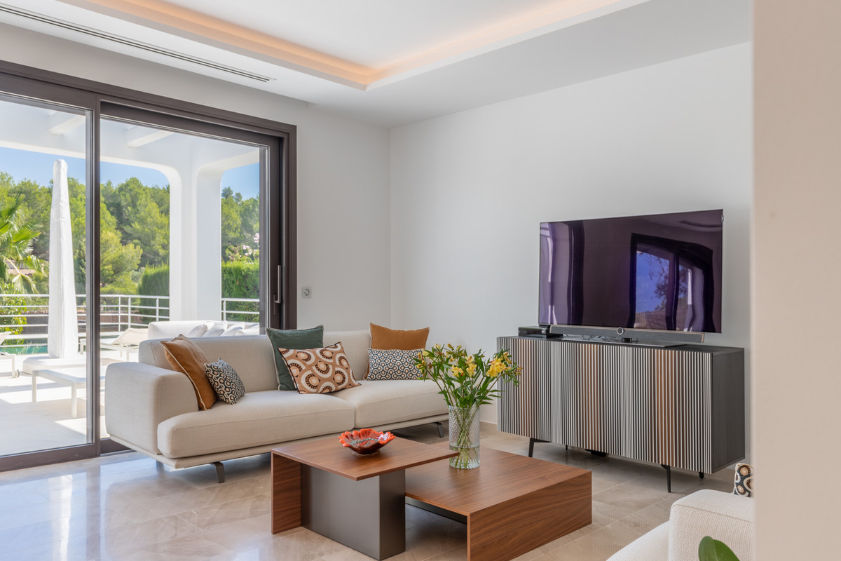 Se vende Villa - Chalet de 4 dormitorios en Costa Blanca, Alicante, España
