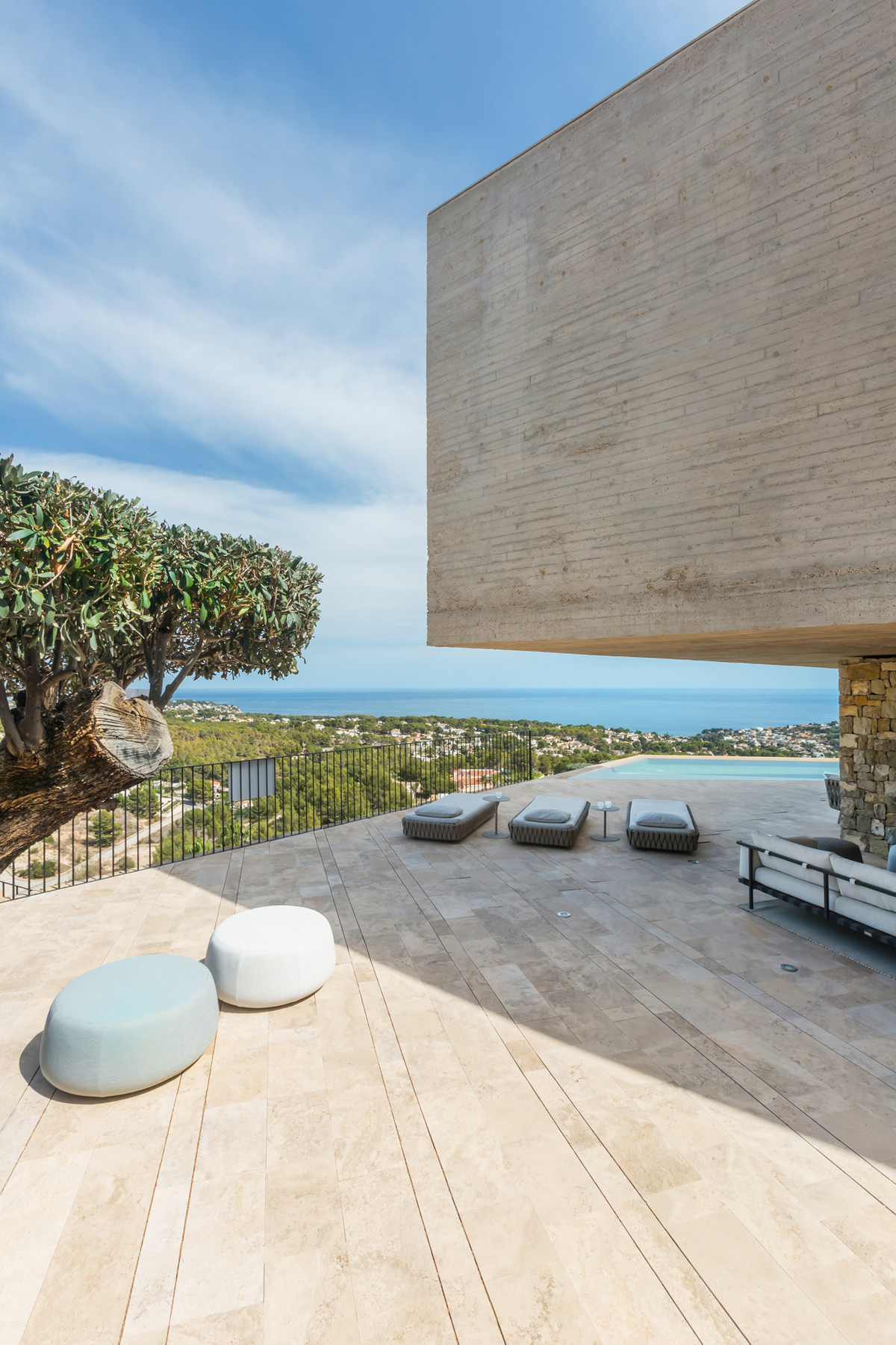 4 Bed Townhouse for sale in La Fustera Costa Blanca, Alicante, Spain