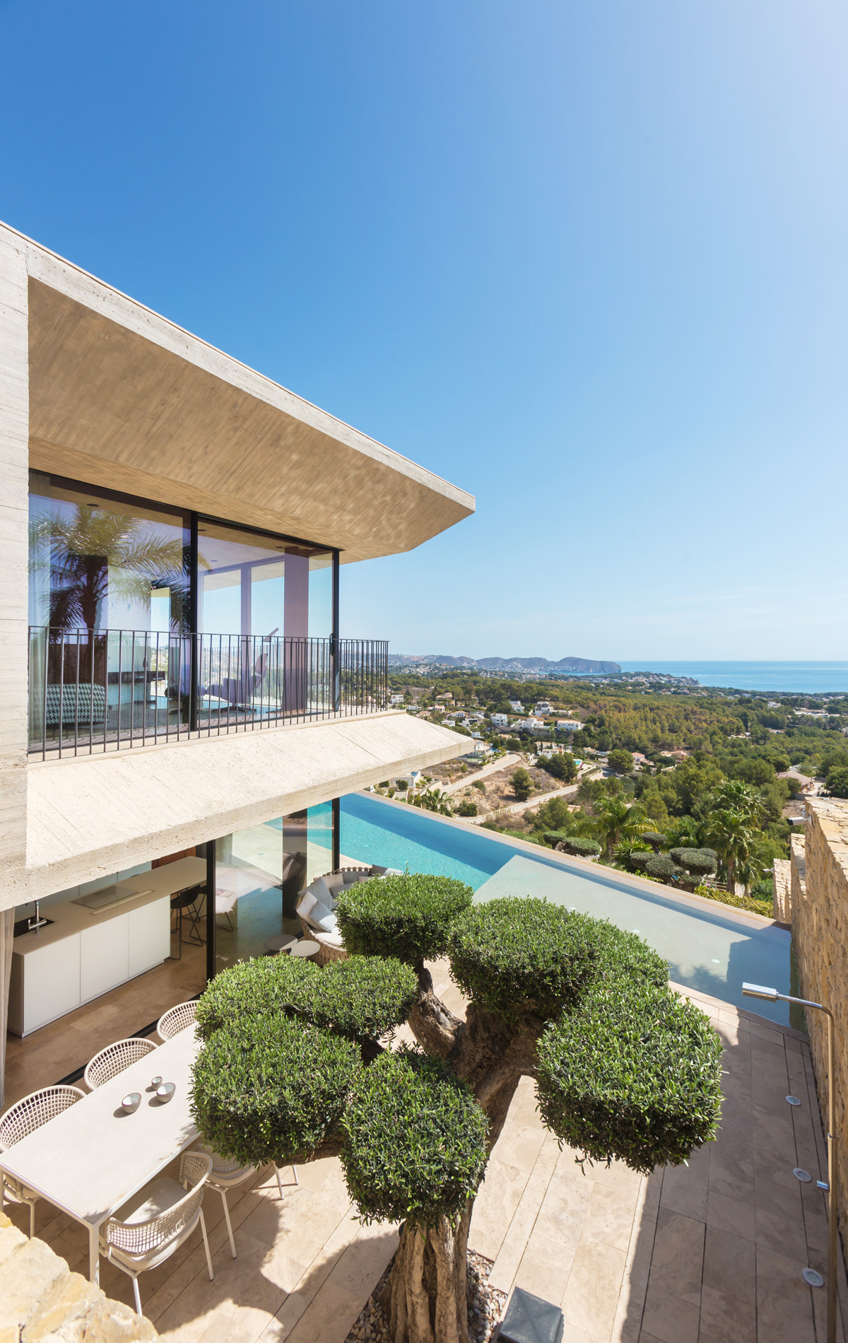 4 Bed Townhouse for sale in La Fustera Costa Blanca, Alicante, Spain