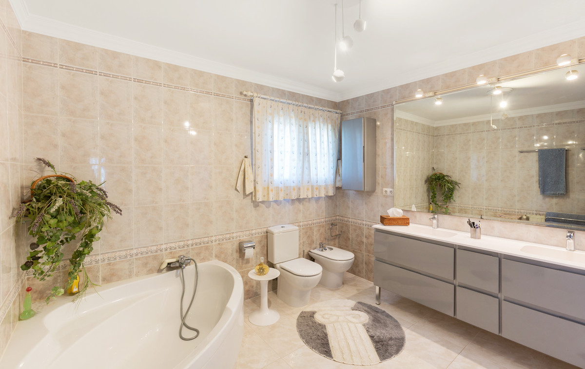 4 Bed Townhouse for sale in Moraira Costa Blanca, Alicante, Spain