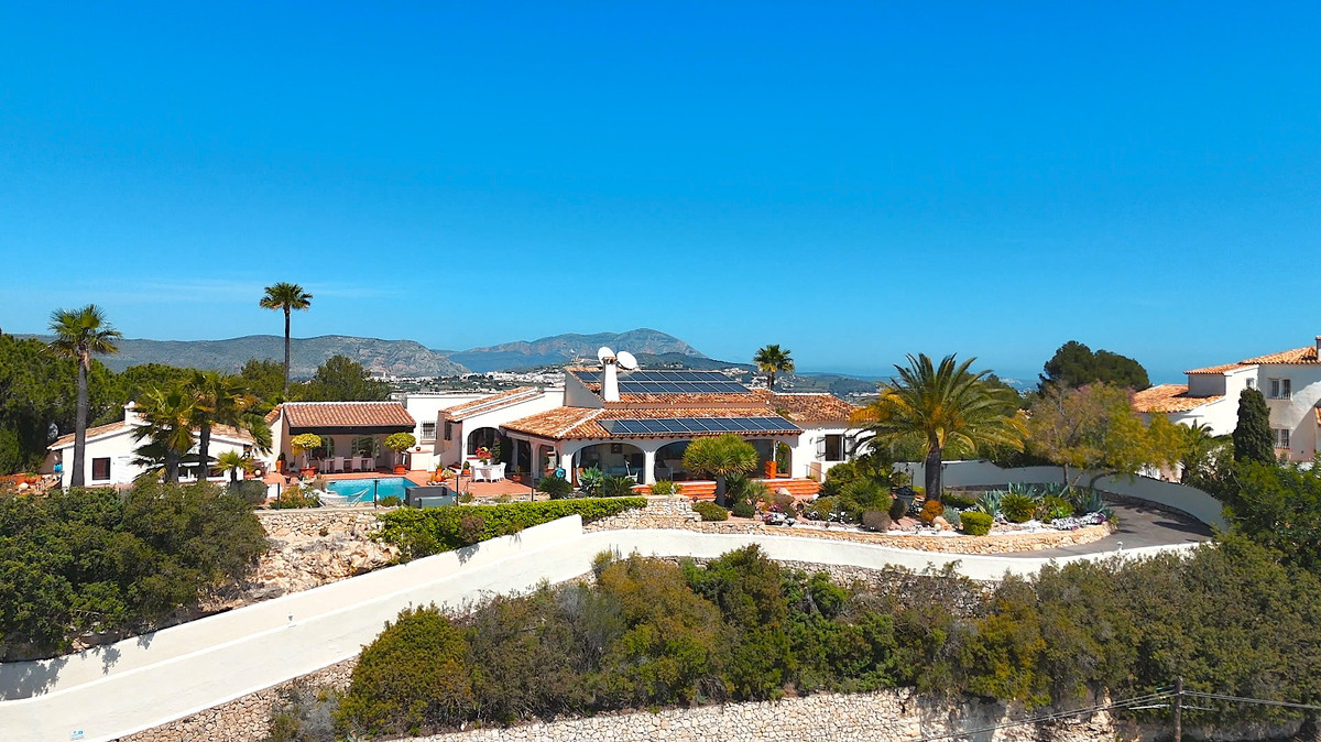 4 Bed Townhouse for sale in Moraira Costa Blanca, Alicante, Spain