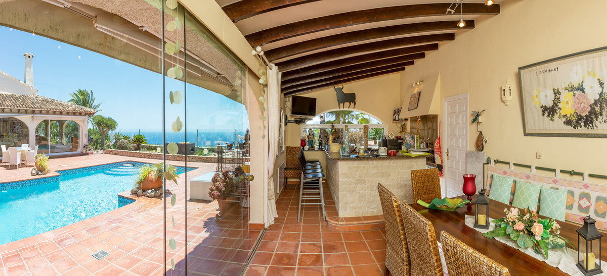 4 Bed Townhouse for sale in Moraira Costa Blanca, Alicante, Spain