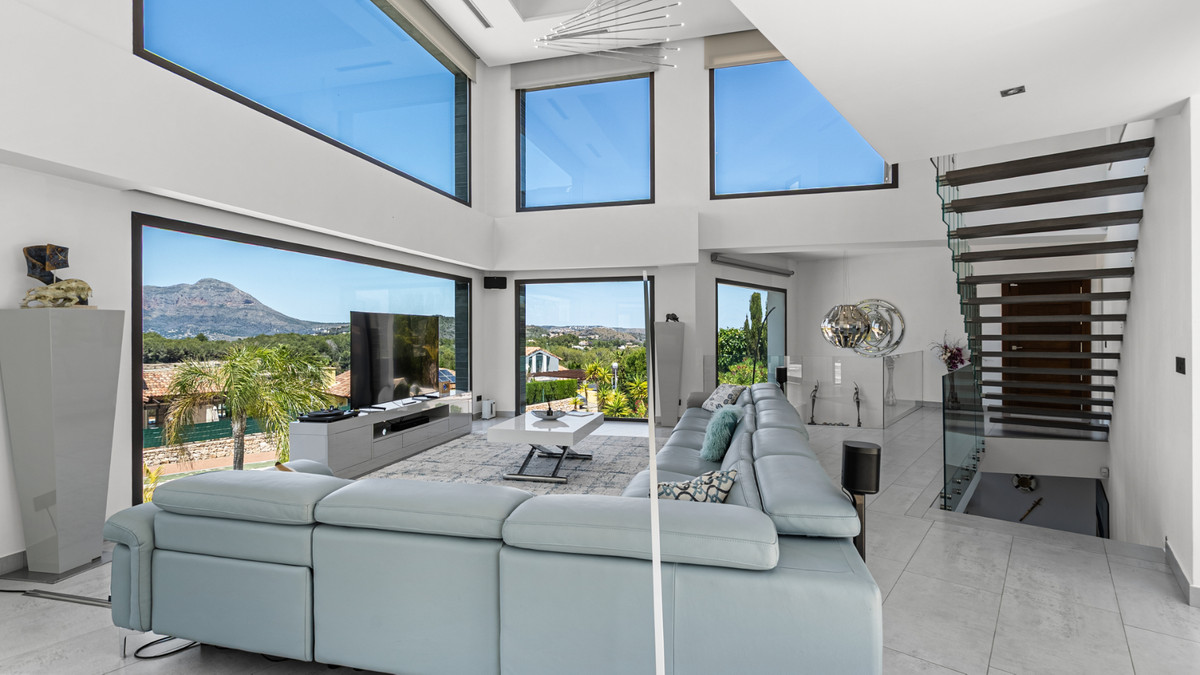 5 Bed Townhouse for sale in Javea Costa Blanca, Alicante, Spain