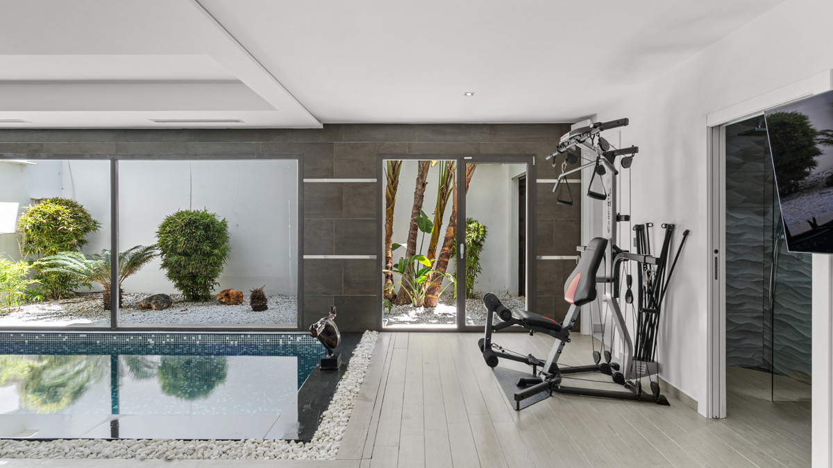 5 Bed Townhouse for sale in Javea Costa Blanca, Alicante, Spain