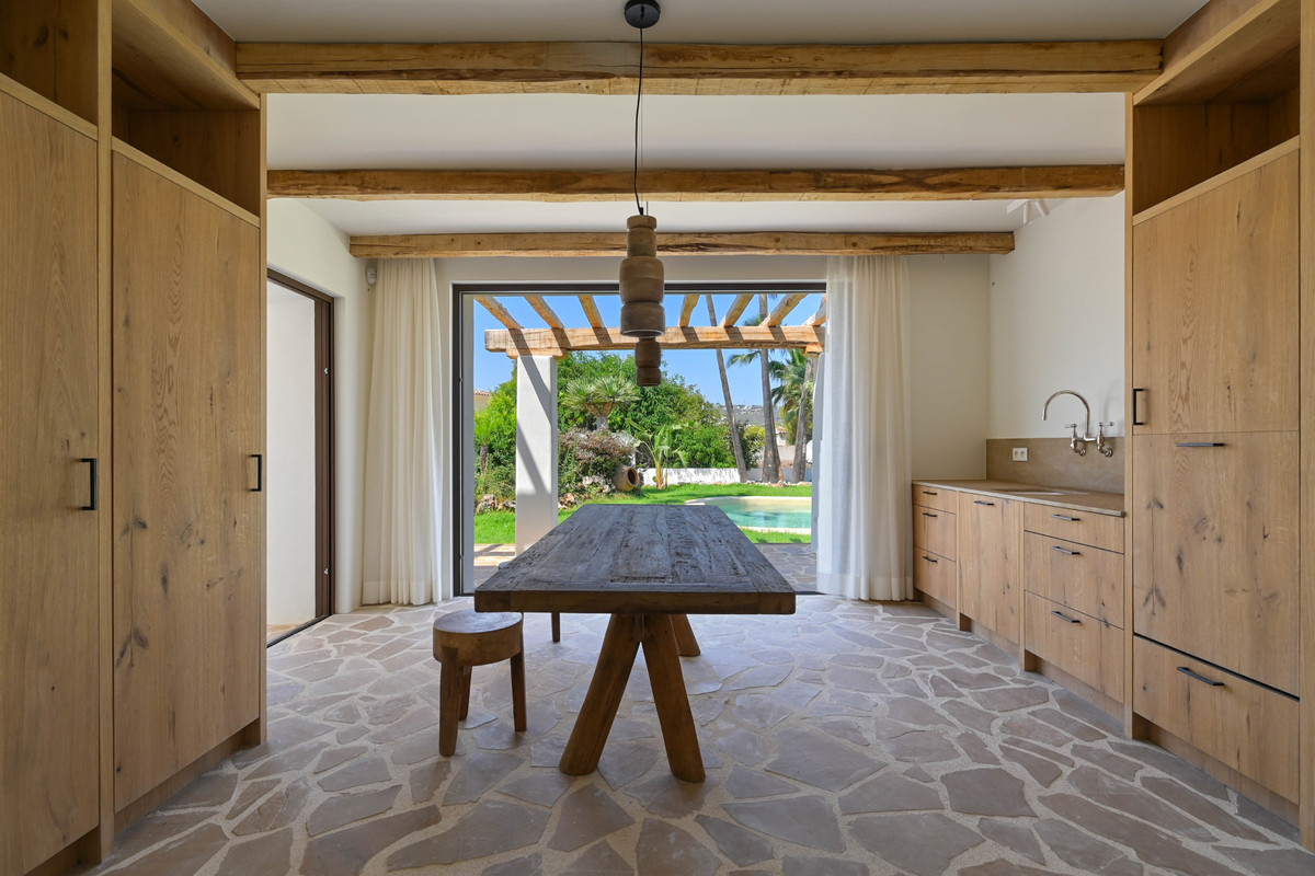 5 Bed Townhouse for sale in Benissa Costa Blanca, Alicante, Spain