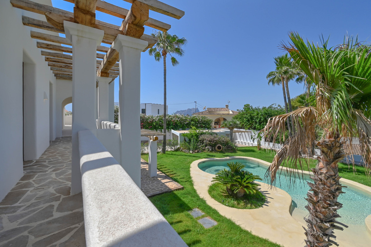5 Bed Townhouse for sale in Benissa Costa Blanca, Alicante, Spain