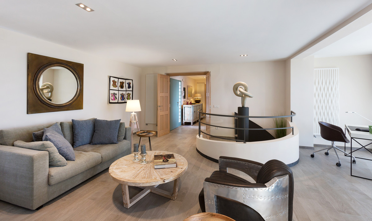 4 Bed Townhouse for sale in La Fustera Costa Blanca, Alicante, Spain