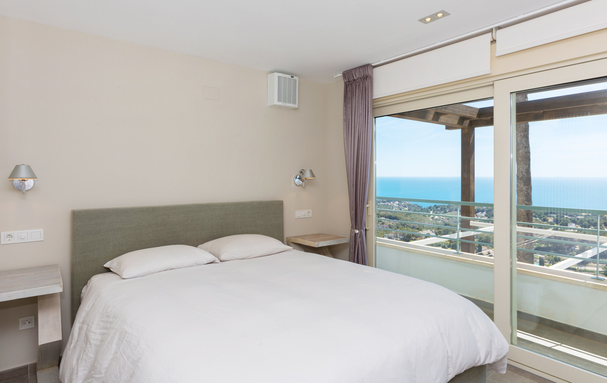 4 Bed Townhouse for sale in La Fustera Costa Blanca, Alicante, Spain