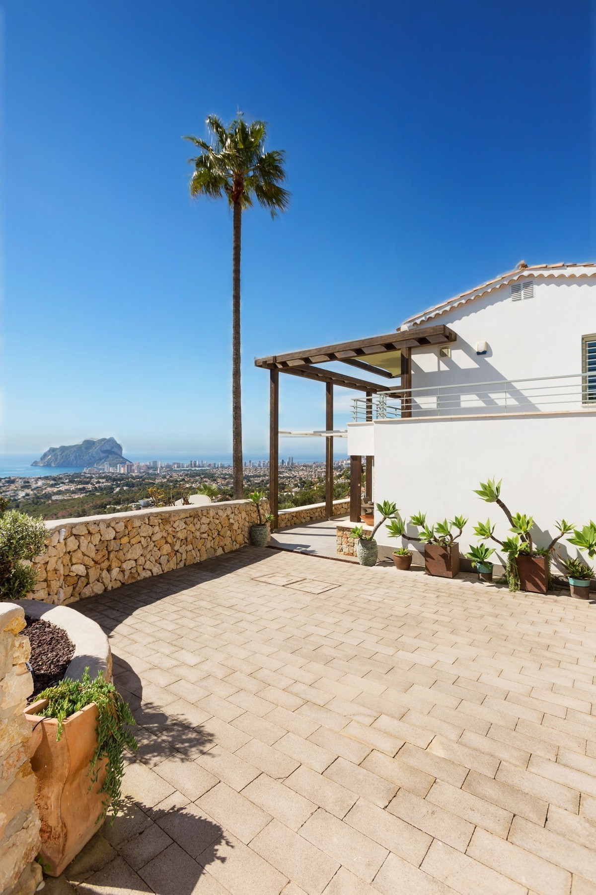 4 Bed Townhouse for sale in La Fustera Costa Blanca, Alicante, Spain