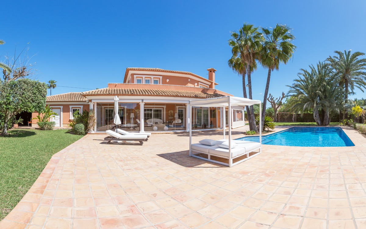 Se vende Villa - Chalet de 7 dormitorios en Costa Blanca, Alicante, España