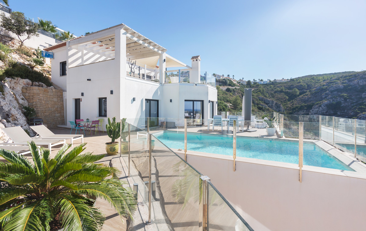 3 Bed Townhouse for sale in Denia Costa Blanca, Alicante, Spain