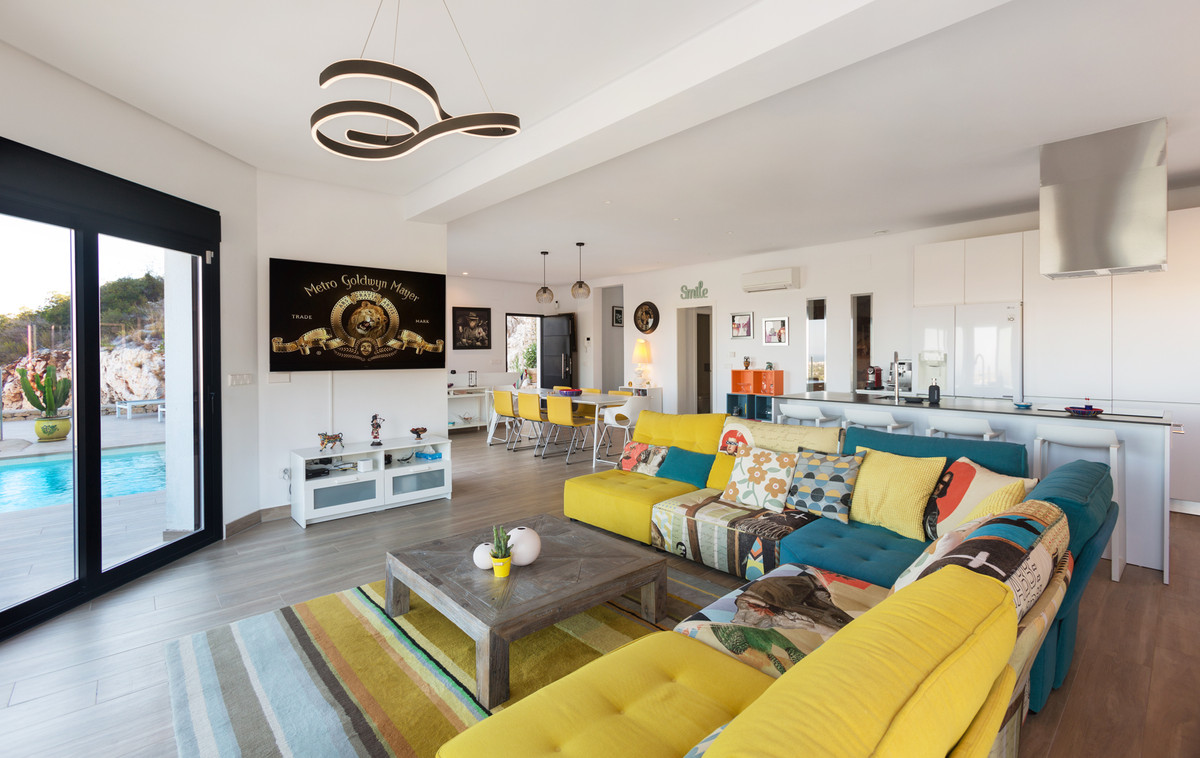 3 Bed Townhouse for sale in Denia Costa Blanca, Alicante, Spain
