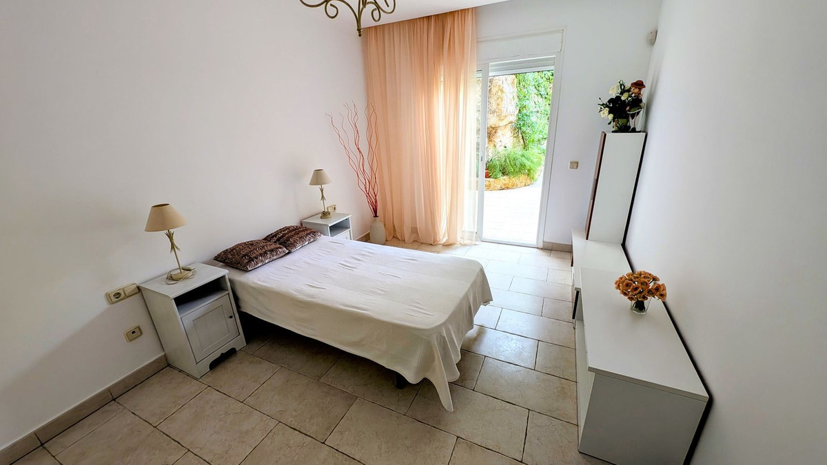 Se vende Apartamento Planta Baja de 2 dormitorios en Costa Del Sol, Málaga, España