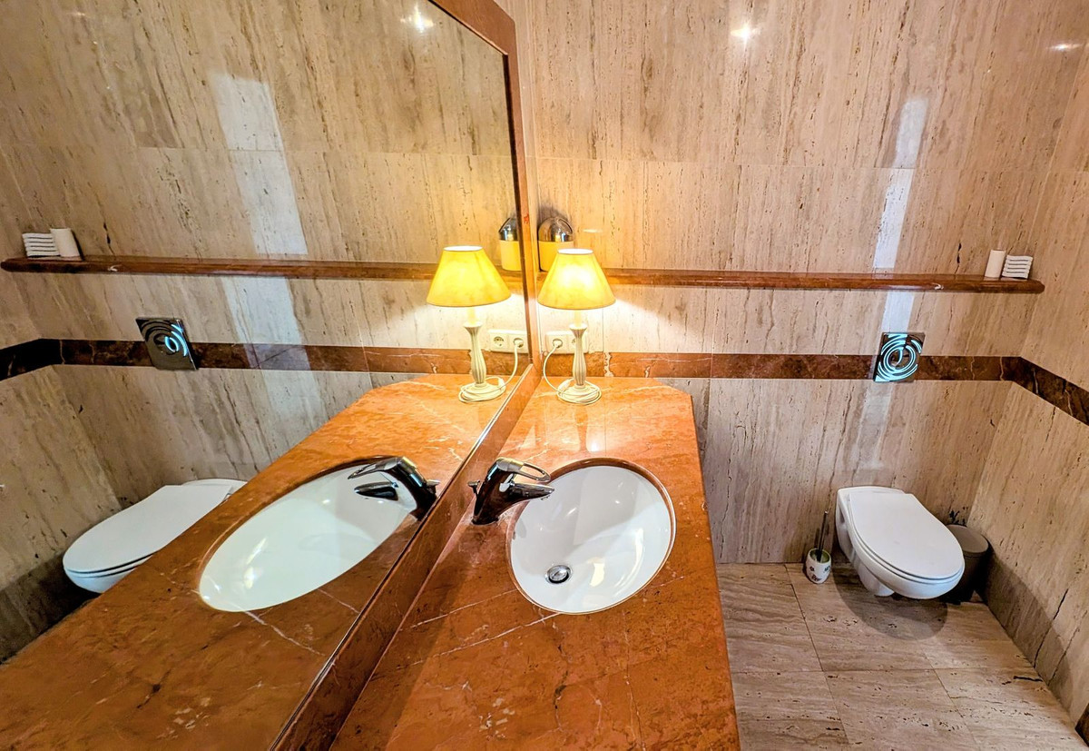 Se vende Apartamento Planta Baja de 2 dormitorios en Costa Del Sol, Málaga, España