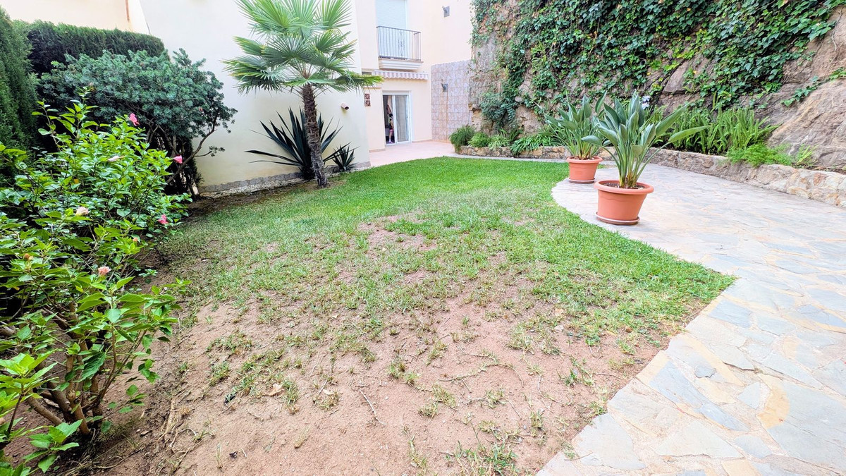 Se vende Apartamento Planta Baja de 2 dormitorios en Costa Del Sol, Málaga, España