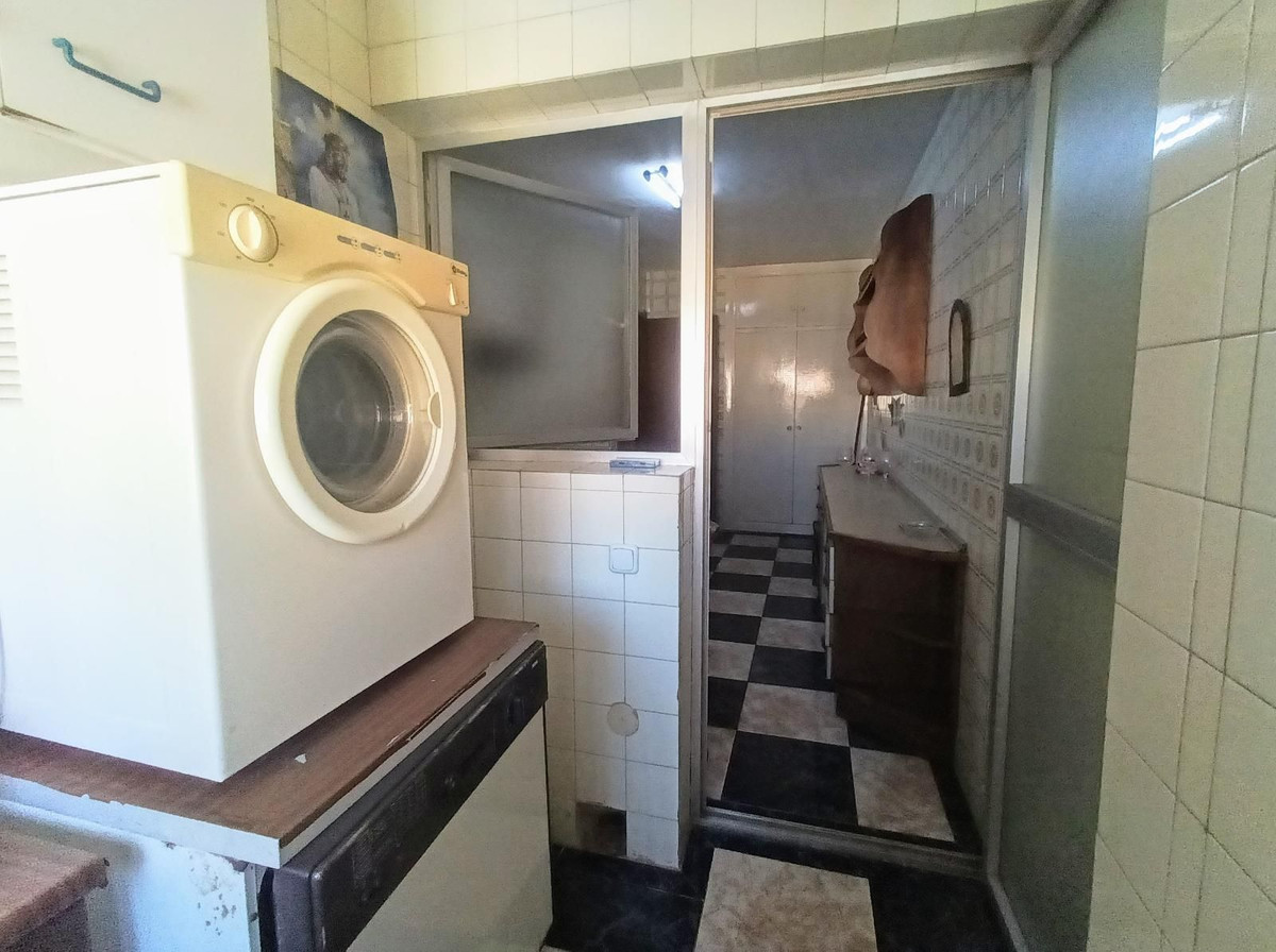 4 Bed Apartment for sale in La Roca Málaga Ciudad, Málaga, Spain