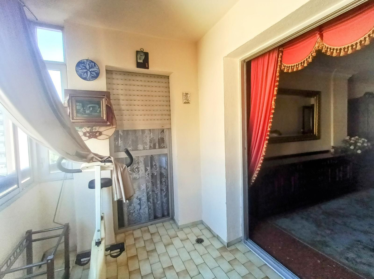 4 Bed Apartment for sale in La Roca Málaga Ciudad, Málaga, Spain