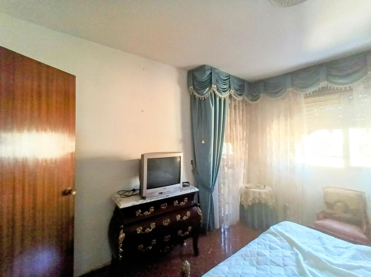 4 Bed Apartment for sale in La Roca Málaga Ciudad, Málaga, Spain