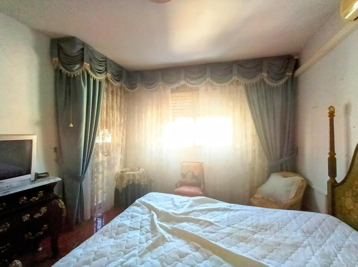 4 Bed Apartment for sale in La Roca Málaga Ciudad, Málaga, Spain
