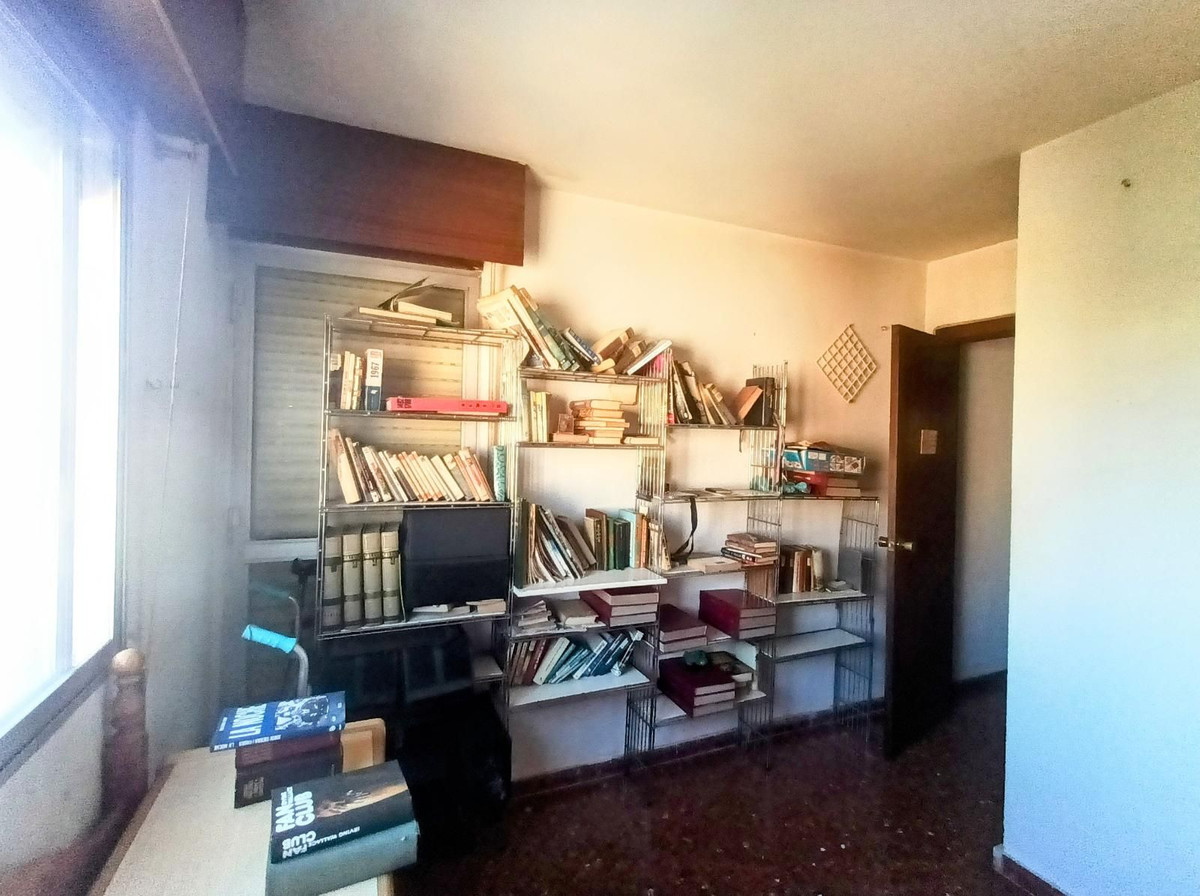 4 Bed Apartment for sale in La Roca Málaga Ciudad, Málaga, Spain
