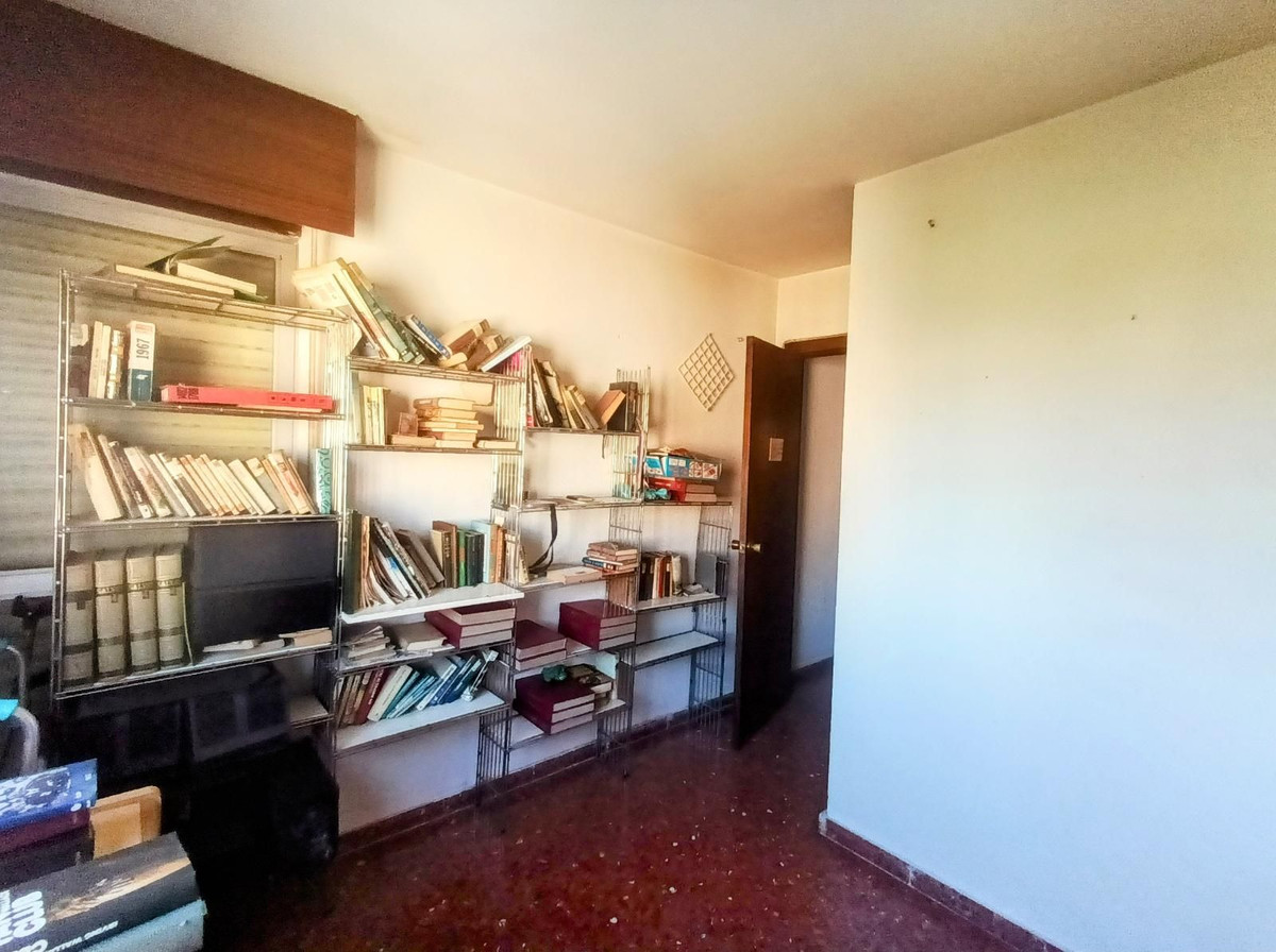 4 Bed Apartment for sale in La Roca Málaga Ciudad, Málaga, Spain