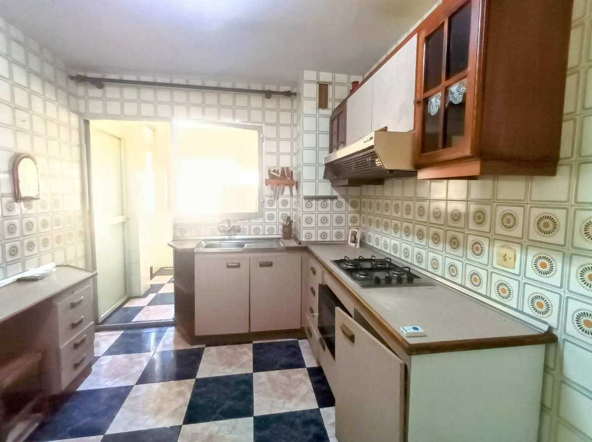 4 Bed Apartment for sale in La Roca Málaga Ciudad, Málaga, Spain