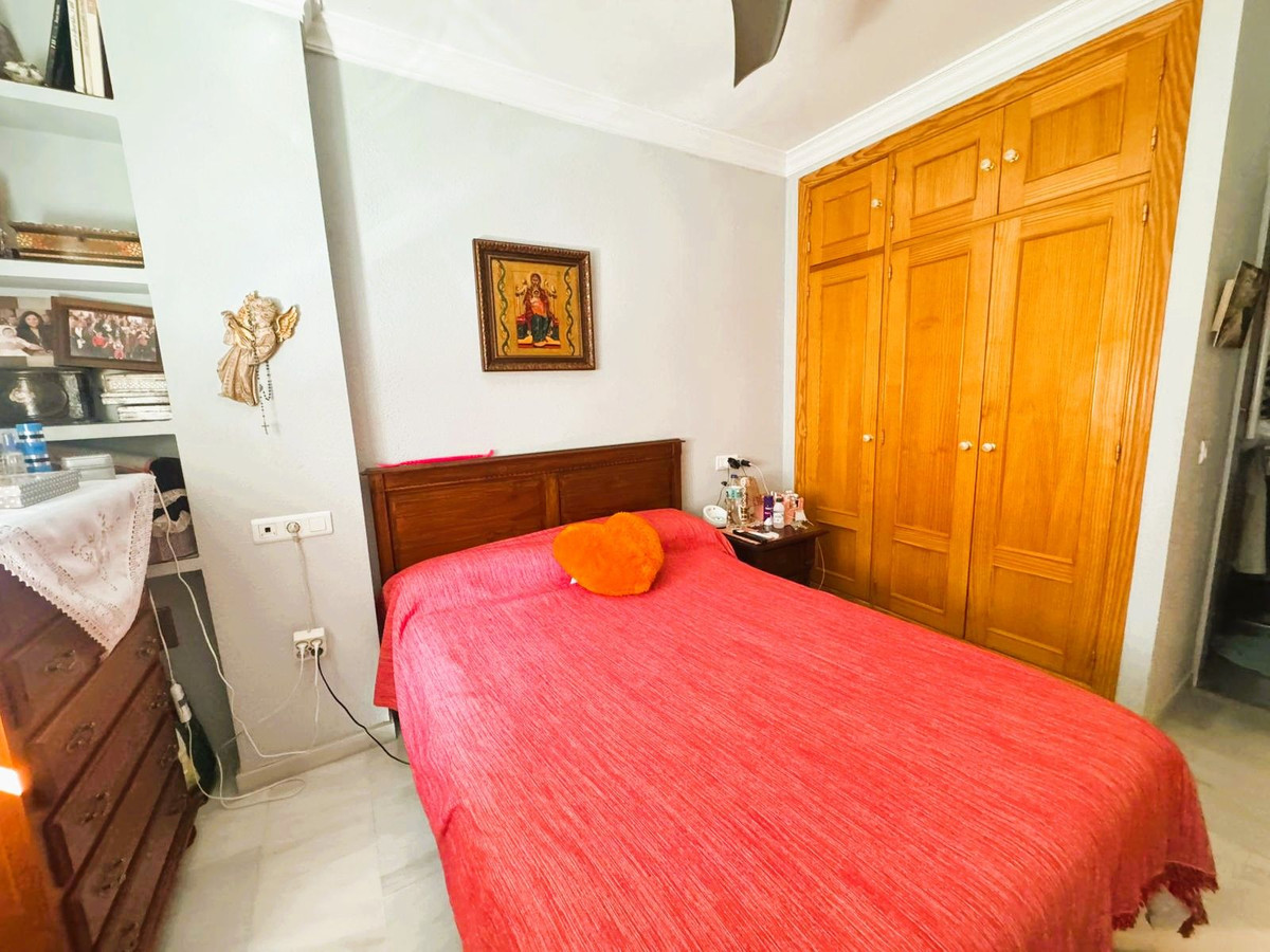 3 Bed Apartment for sale in Las Lagunas Costa Del Sol, Málaga, Spain