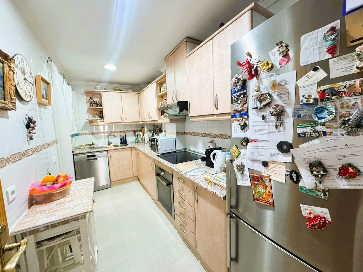 3 Bed Apartment for sale in Las Lagunas Costa Del Sol, Málaga, Spain
