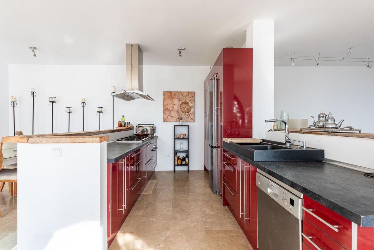3 Bed Townhouse for sale in Manilva Costa Del Sol, Málaga, Spain