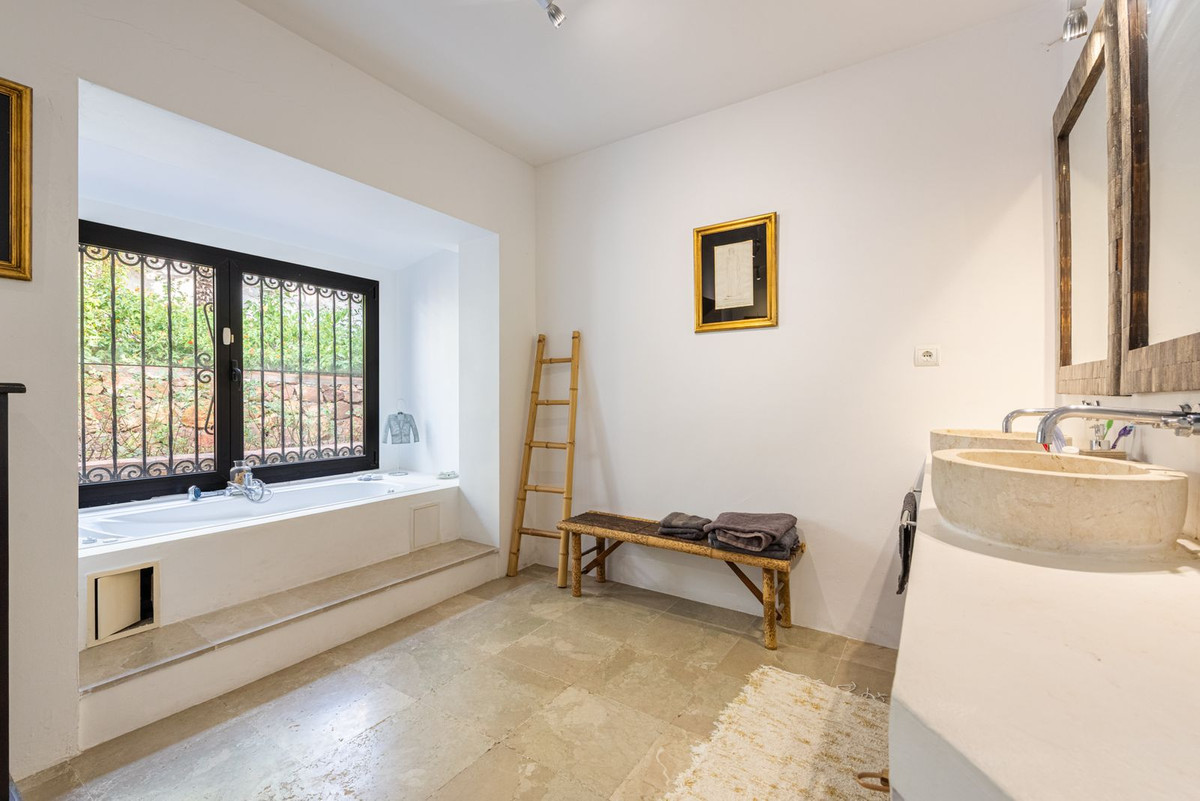 3 Bed Townhouse for sale in Manilva Costa Del Sol, Málaga, Spain