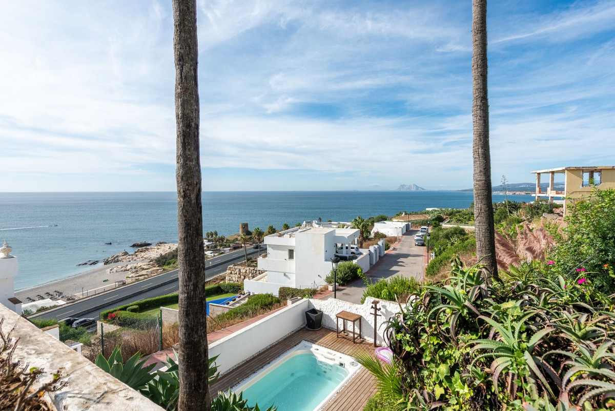 3 Bed Townhouse for sale in Manilva Costa Del Sol, Málaga, Spain