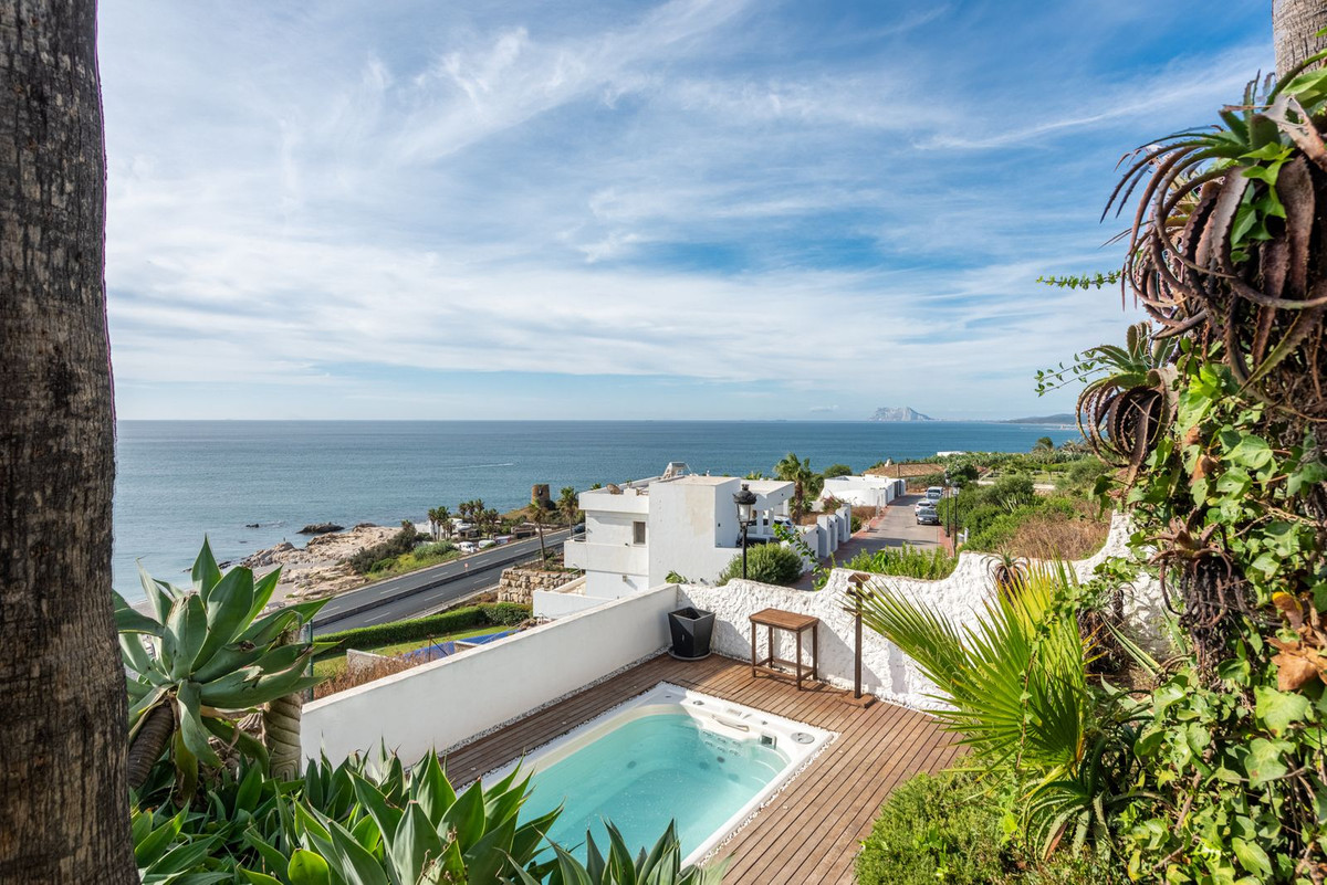 3 Bed Townhouse for sale in Manilva Costa Del Sol, Málaga, Spain