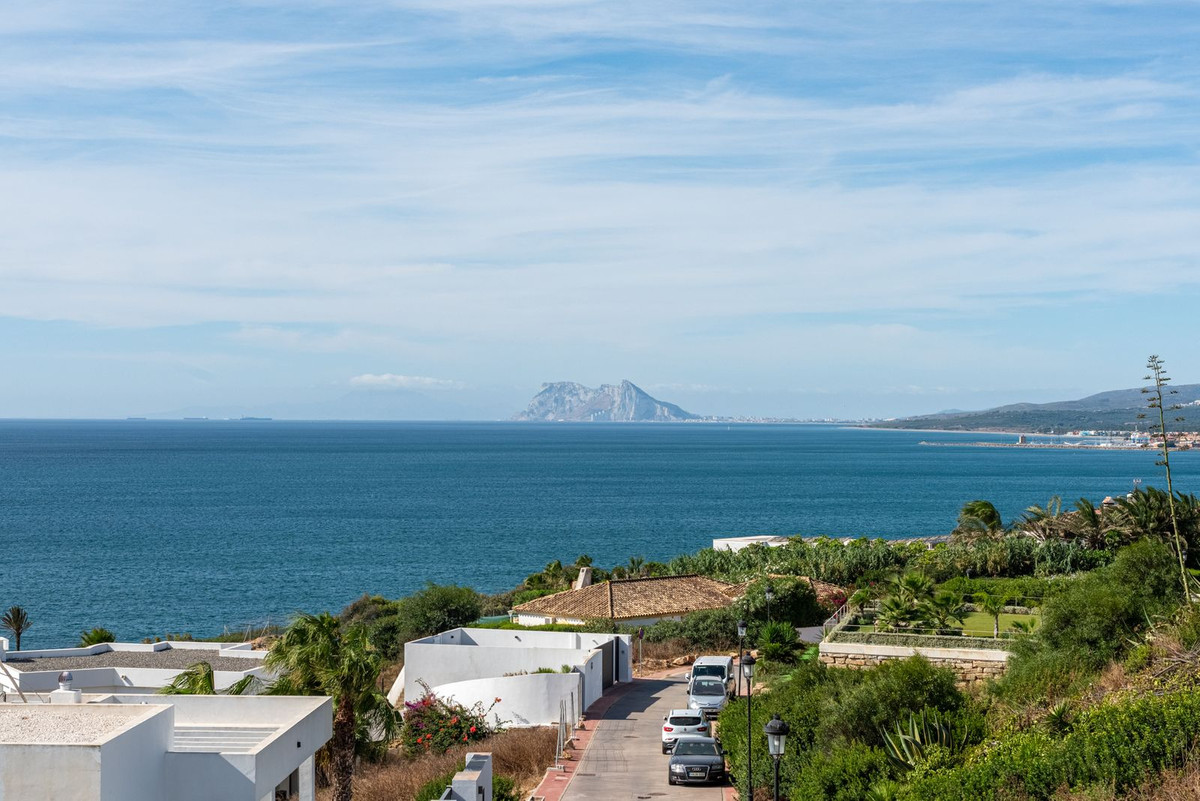 3 Bed Townhouse for sale in Manilva Costa Del Sol, Málaga, Spain