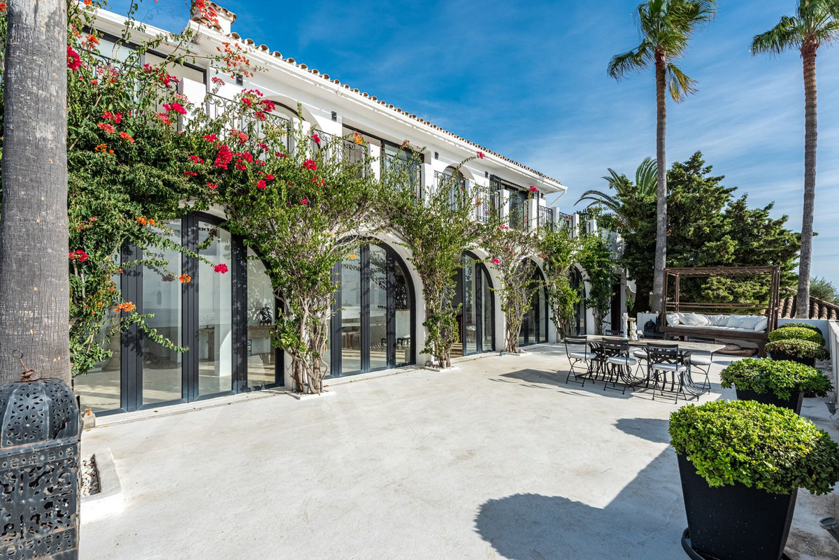 3 Bed Townhouse for sale in Manilva Costa Del Sol, Málaga, Spain