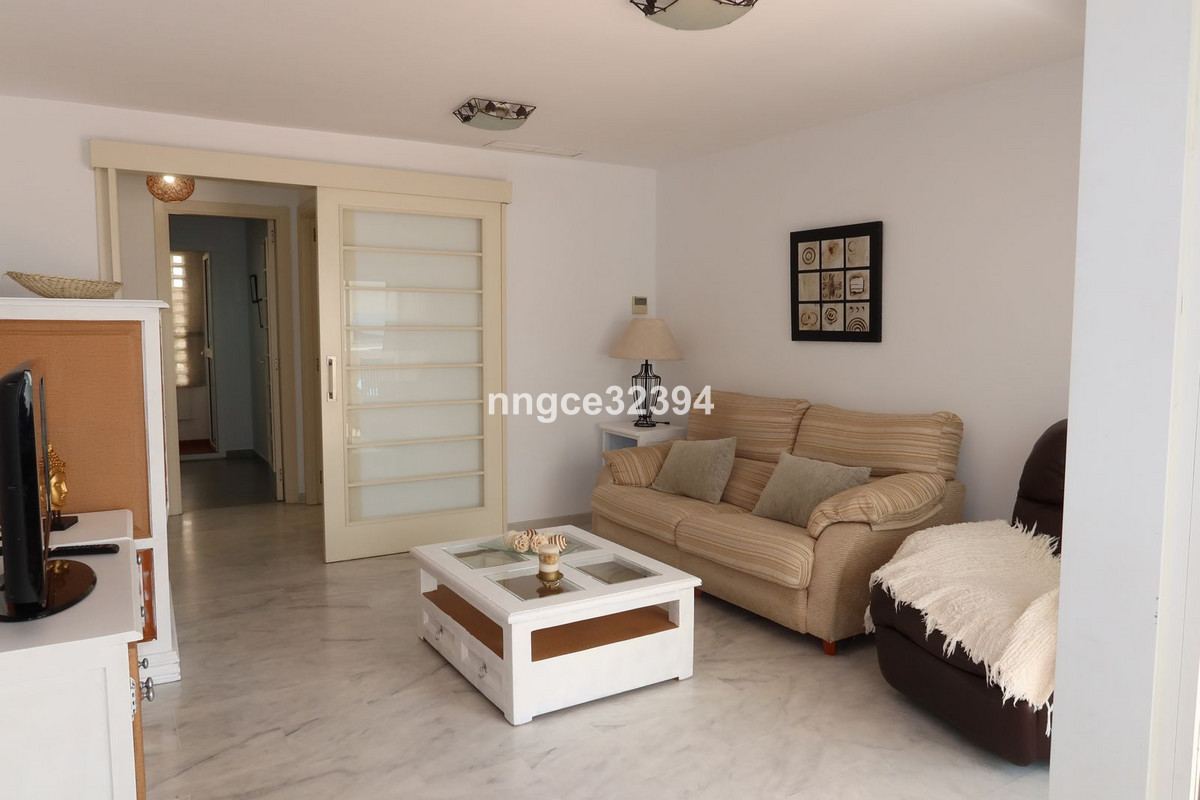 4 Bed Apartment for sale in Estepona Costa Del Sol, Málaga, Spain