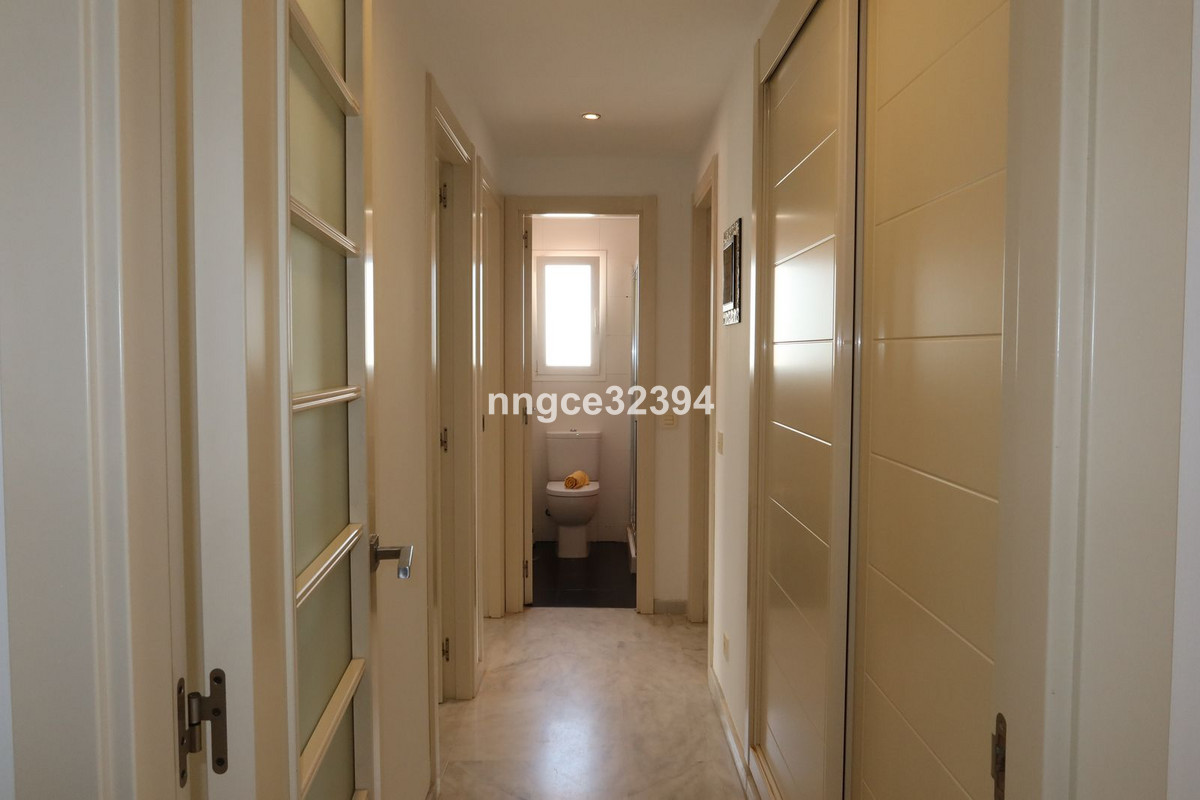4 Bed Apartment for sale in Estepona Costa Del Sol, Málaga, Spain