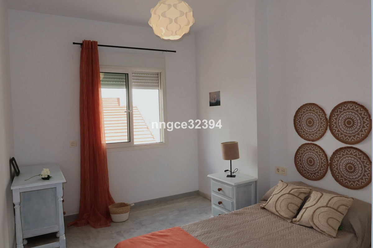 4 Bed Apartment for sale in Estepona Costa Del Sol, Málaga, Spain