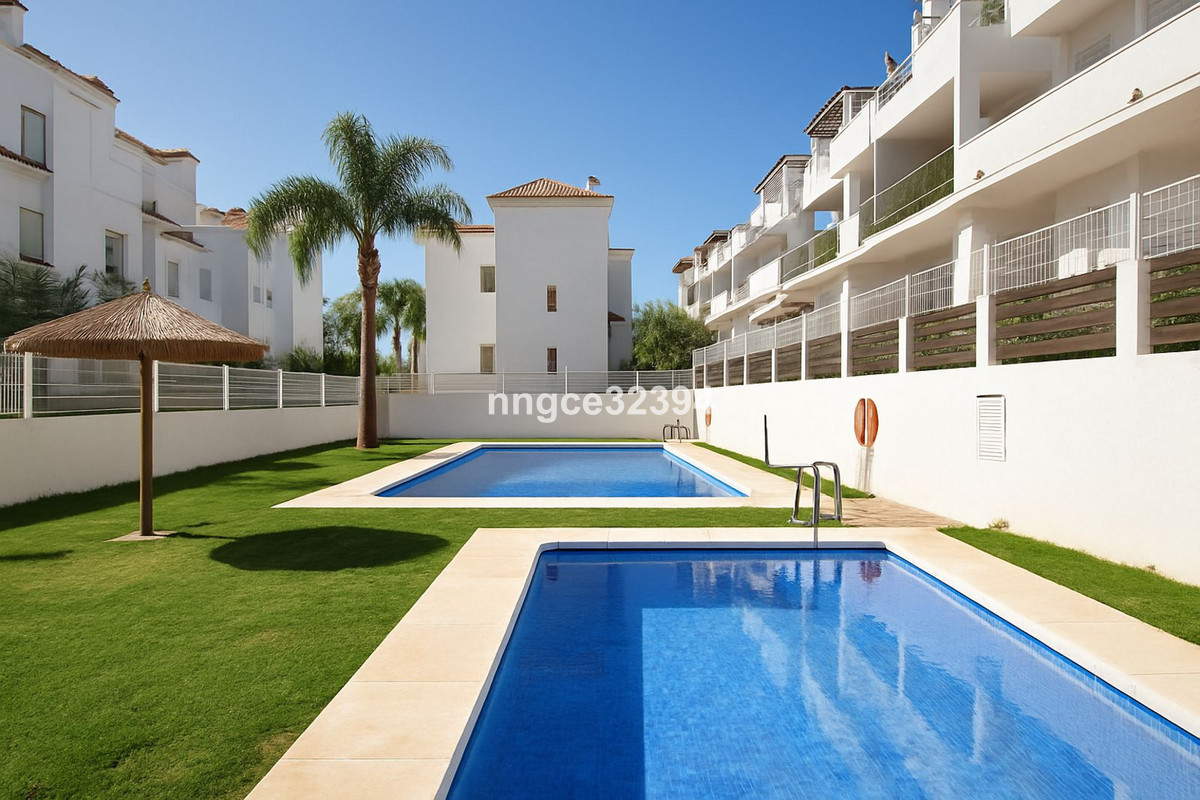 4 Bed Apartment for sale in Estepona Costa Del Sol, Málaga, Spain